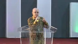 Pastor Chris Ross 