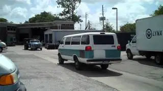 2000 Dodge Maxivan 15 Passenger Van