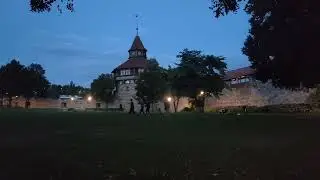 Esslinger Burg. Dicker Turm. Die Gruppe...