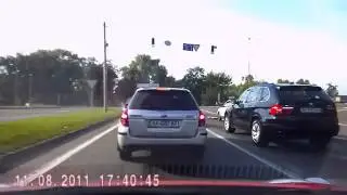 intersection left turn accident caught on dashcam in russia