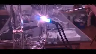 Making a Borosilicate Glass Torus w/ Wayne Strattman