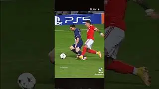 Messi Destroying Enzo Fernandez🔥👏