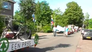 Optocht in Meddo