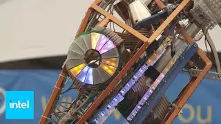 Intel&reg; Edison Technology & Electric Giraffe at Maker Faire NYC | Intel