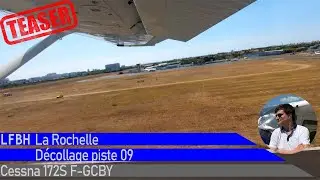 Roulage et départ de La Rochelle en vue d'un vol touristique vers Royan par l'Ile de Ré et Oléron