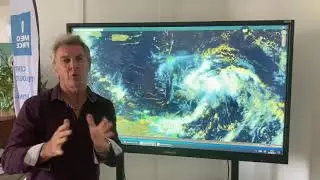 L&rsquo;onde tropicale 27, &agrave; la limite du stade de d&eacute;pression tropicale, menace l&rsquo;arc antillais