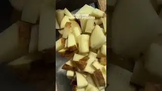 Crispy skillet breakfast potatoes  ( detailed recipe in the description)