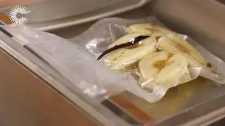 How to poach pears sous vide