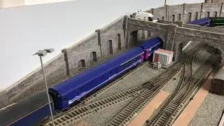 Class 37 GWR MK3 Scrap Train 00 Gauge