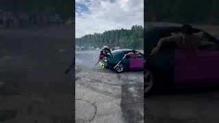 Mustang 350 and 300 tandem sliding