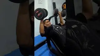 how to train your chest. gym reel. #chest #chestworkout #aestheic #learnworkout #fitness #triseps
