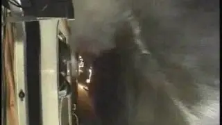 beleuchtete Tunneldurchfahrt mit 35 1097...bei F&ouml;rtha ...