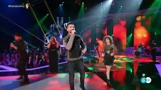 Juanes con Equipo Carrasco: 