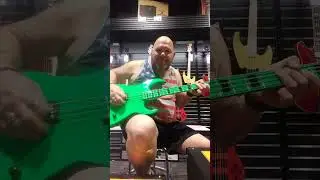 Trying out a Dean Custom Bass. Played through a Fender Rumble Amp. Affordable bass at $269.