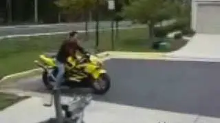 Motorrad parken muss man k&ouml;nnen