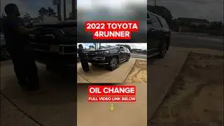 2022 Toyota 4runner Oil Change #youtubeshorts #automotive #mechanic #diy #maintenance #toyota #tools