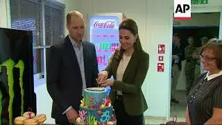 Duke and Duchess of Cambridge cut cake at RAF Akrotiri