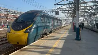 Trains at Crewe railway station 26/3/22
