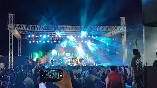 #raftaar UNRELATED SONG IN LIVE CONCERT #jecrcuniversity #raftaar #deephouse #LIVECONSERT