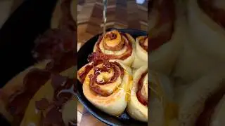 My family can&rsquo;t stop eating these crispy maple bacon cinnamon rolls! #bacon #cinnamonrolls #asmrfood