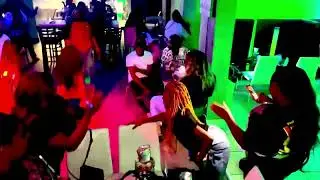 Sexy Saturdays at kifs hookah lounge dj daoneskilz #philadelphia #clublife #twerk