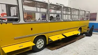 Deagostini Ikarus 260  N107 сборка Икарус 260 1:12 RC установка левой боковины