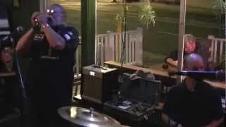 ME18 COMPACT COMBO LIVE