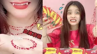 Blood Drop Necklace Found in Chewing Gum! Wear it to become a vampire？