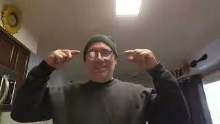 Когда вы говорите своей жене или девушке: &laquo;Я иду в стриптиз-клуб на обед&raquo;