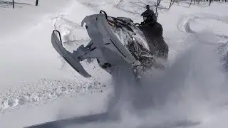 Snowmobiling 2014 - Assaulting the Backcountry (HD)