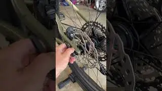 2023 Roscoe 9 как снять задний сквозной рычаг оси!!