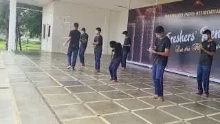 Mime show on time management