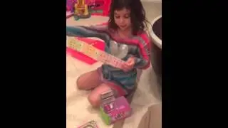 Alexandra opening shopkins vending machine
