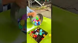 #shredding #toys #shreddermachine #crushing#plastic#electronicwaste #shredding#plastic #bigmetal