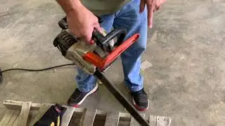 Echo CS-3000 Chainsaw - Runs and Cuts