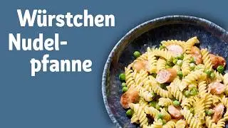 Schnelle Nudelpfanne mit W&uuml;rstchen & Erbsen | REWE Deine K&uuml;che