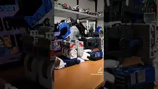 Transformers Legacy Metroplex in under 60 Seconds #shorts #toy #review #fyp