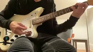 Fender Johnny Marr Jaguar tuning stability example