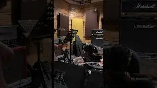 HONEYBADGERS - WARM MY NIGHT I LOVE TO PLAY THIS SOMG SBB MENCABAR JARI UNTUK STRETCH THE WHOLE SONG