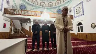 Emine Persentili Cami Sabah Namazı