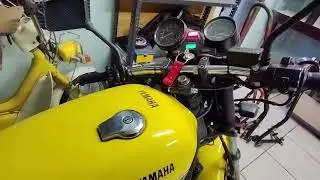 1983 Yamaha XJ650 cold start.