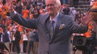 Remembering John Ward, Tennessee's Legendary Announcer: A tribute to John Ward (Give Him 6 Podcast)