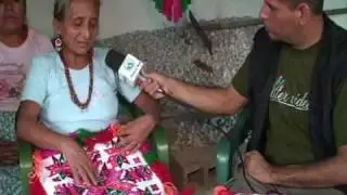 Mujeres huastecas y el bordado artesanal
