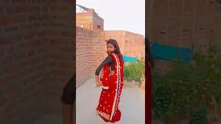 ek Hi Karishma ke#entertament #youtube #viralvideo #song #funny #shortsdancer 💃💕