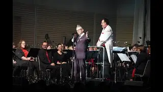 G&ouml;tz Alsmann dirigiert! Es war uns eine Ehre!