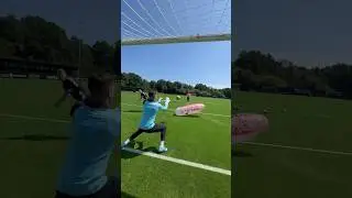 Quick reactions 🧤⚽️💨