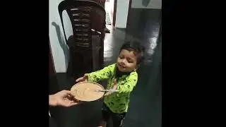 അനിയന്റെ വാത്സല്യം (Heart-melting moment)ഇതാത്തക്കും ഇകാക്കക്കും വാരികൊടുത്ത് ❤️