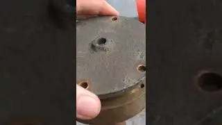 what makes a train horn work
