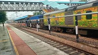 12239-Hisar AC Duronto Express (MMCT-HSR) | Arrived On Sikar Junction || Indian Railways ||