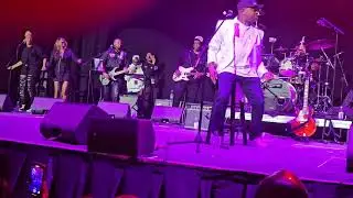 Scarface the maestro performing 